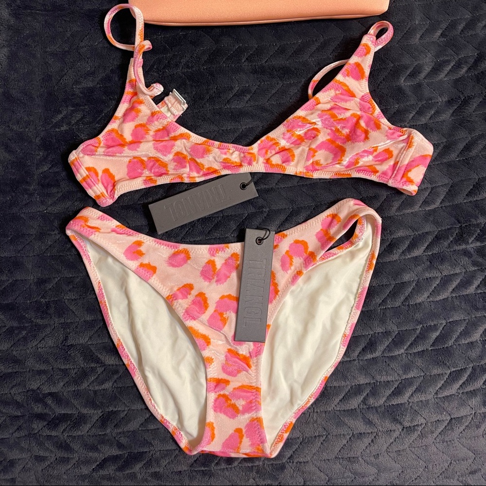 NWT MAIA - PEARL S++ and size small triangl bikini!